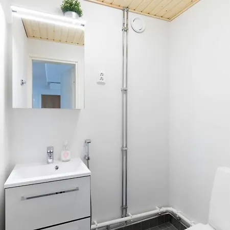 아파트 Cozy 3 Bedroom For 8
